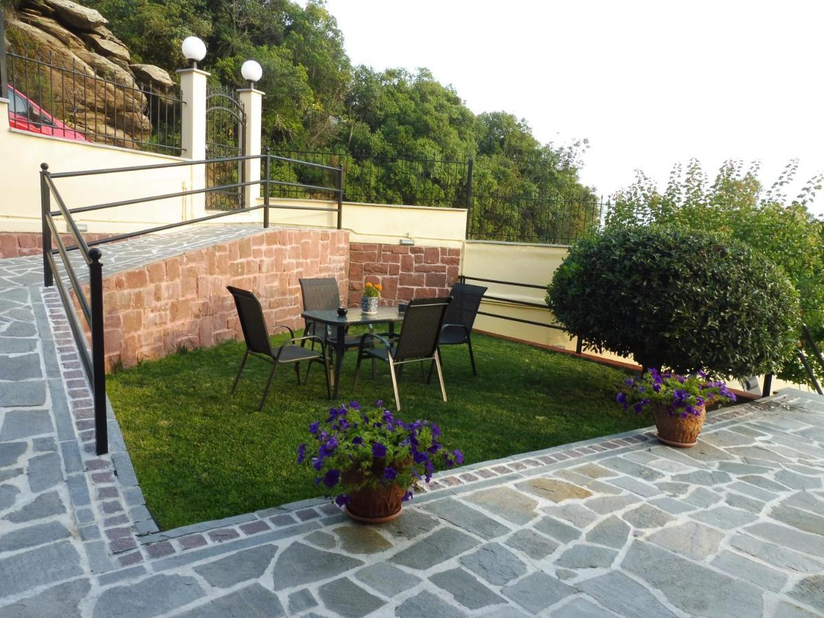 Helianthos Villa - Apartment No3 Кавала Екстериор снимка