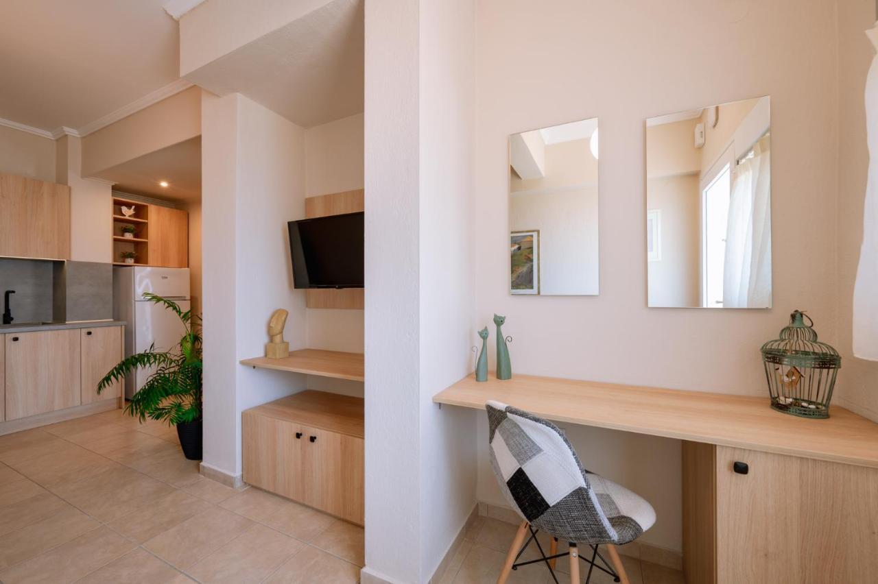 Helianthos Villa - Apartment No3 Кавала Екстериор снимка