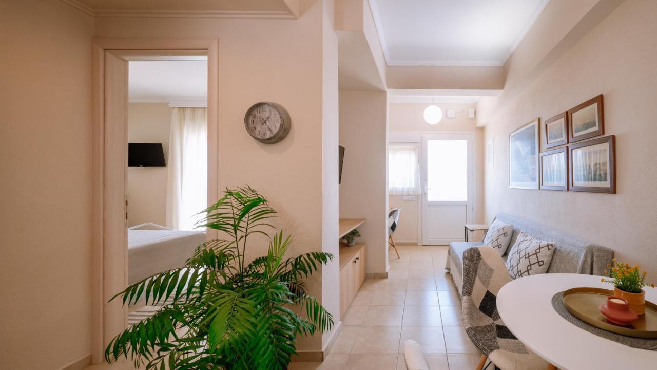 Helianthos Villa - Apartment No3 Кавала Екстериор снимка