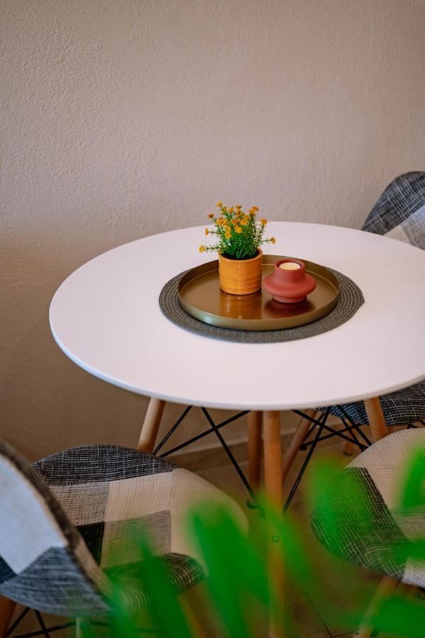 Helianthos Villa - Apartment No3 Кавала Екстериор снимка
