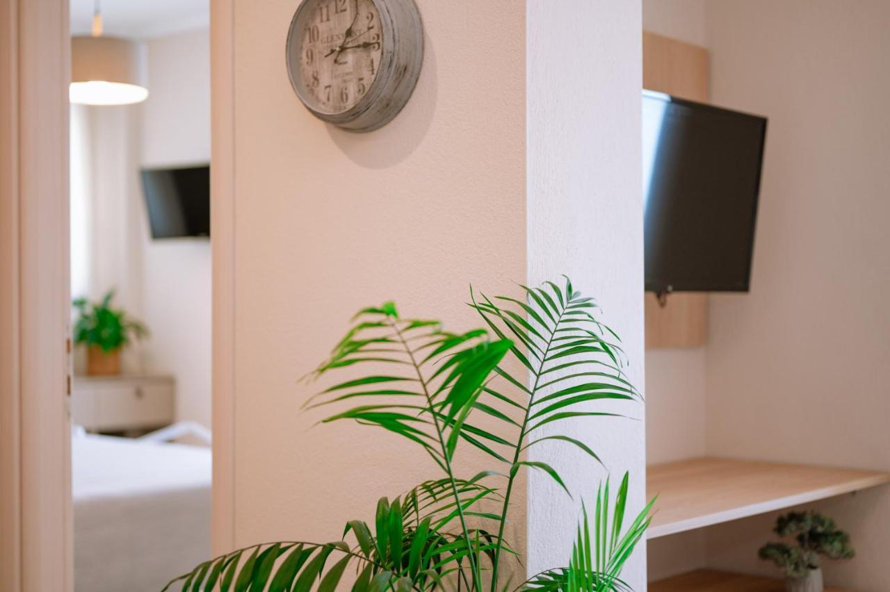 Helianthos Villa - Apartment No3 Кавала Екстериор снимка
